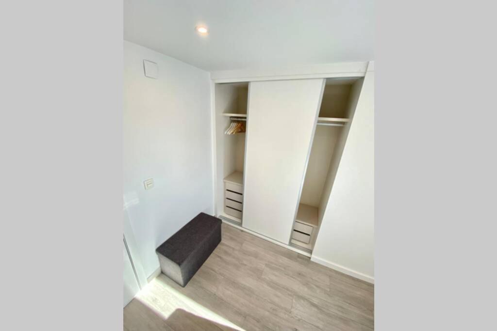 Central Modern Apartment 3 Bed 2 Bath إل كامبيلو المظهر الخارجي الصورة