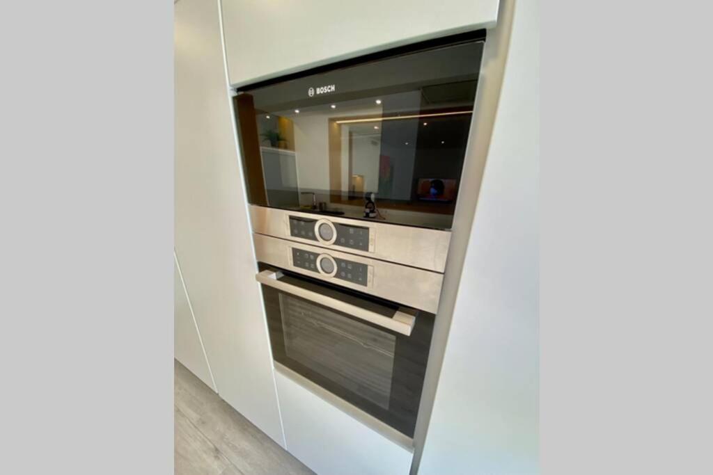 Central Modern Apartment 3 Bed 2 Bath إل كامبيلو المظهر الخارجي الصورة