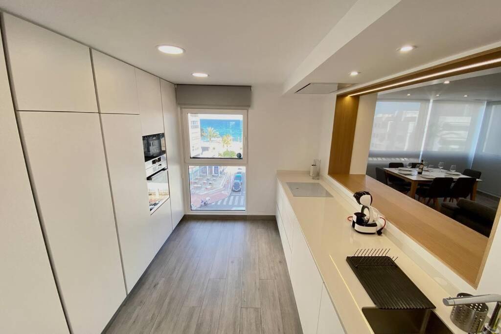 Central Modern Apartment 3 Bed 2 Bath إل كامبيلو المظهر الخارجي الصورة